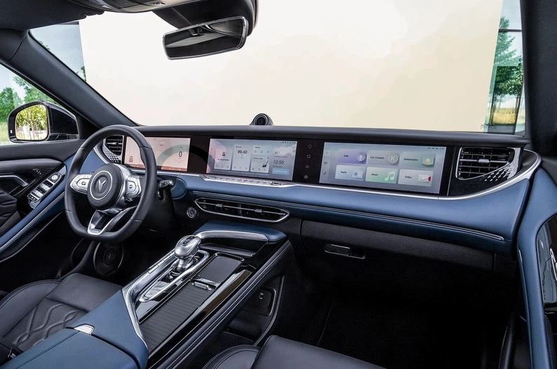 ترخیص خودروهای وویا فری مدل 2025 از گمرک